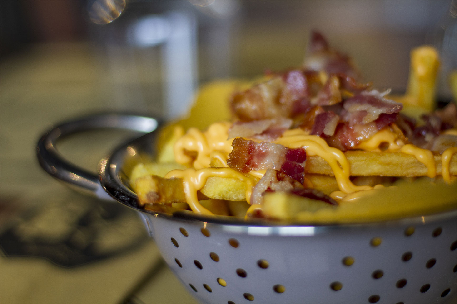 Patate fritte con cheddar e bacon 3